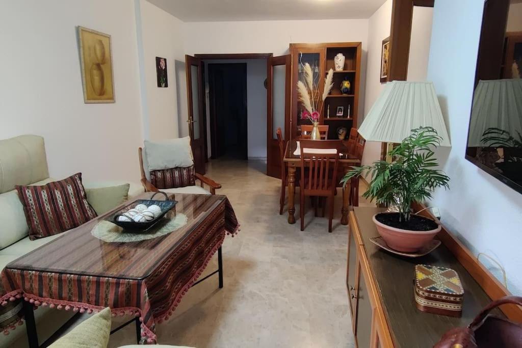 Appartamento Bonito Piso Cerca De La Estacion Cordova Esterno foto